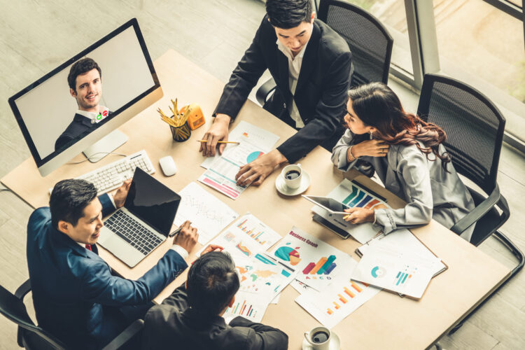 Being in the Same Office Doesn’t Make a Team